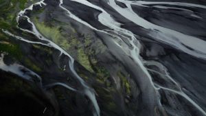 Stöndum vörð um náttúru Íslands Landvernd eru frjáls félagasamtök sem starfa að umhverfismálum til að vernda og bæta lífsgæðin í landinu. Landvernd virðir íslenska náttúru og styður sjálfbæra nýtingu hennar. Taktu afstöðu og vertu með! landvernd.is