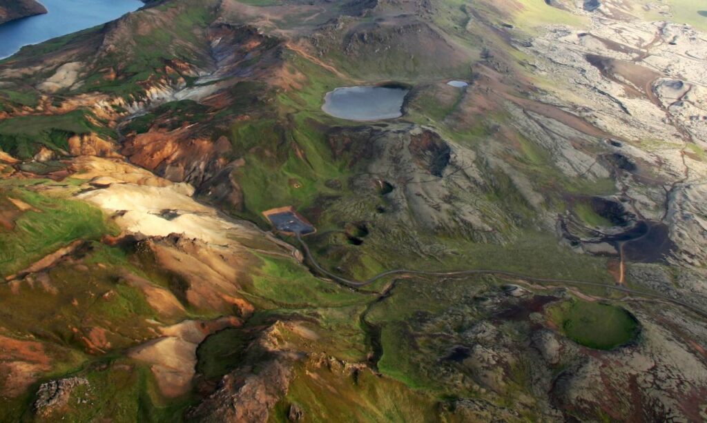 Trölladyngja og Grænadyngja á Reykjanesskaga eru í hættu. Svæðið er í biðflokki en þó hafa rannsóknir valdið miklum skaða á svæðinu, landvernd.is