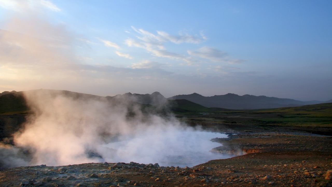 Austurengjar eru jarðhitasvæði á Krýsuvíkursvæðinu.